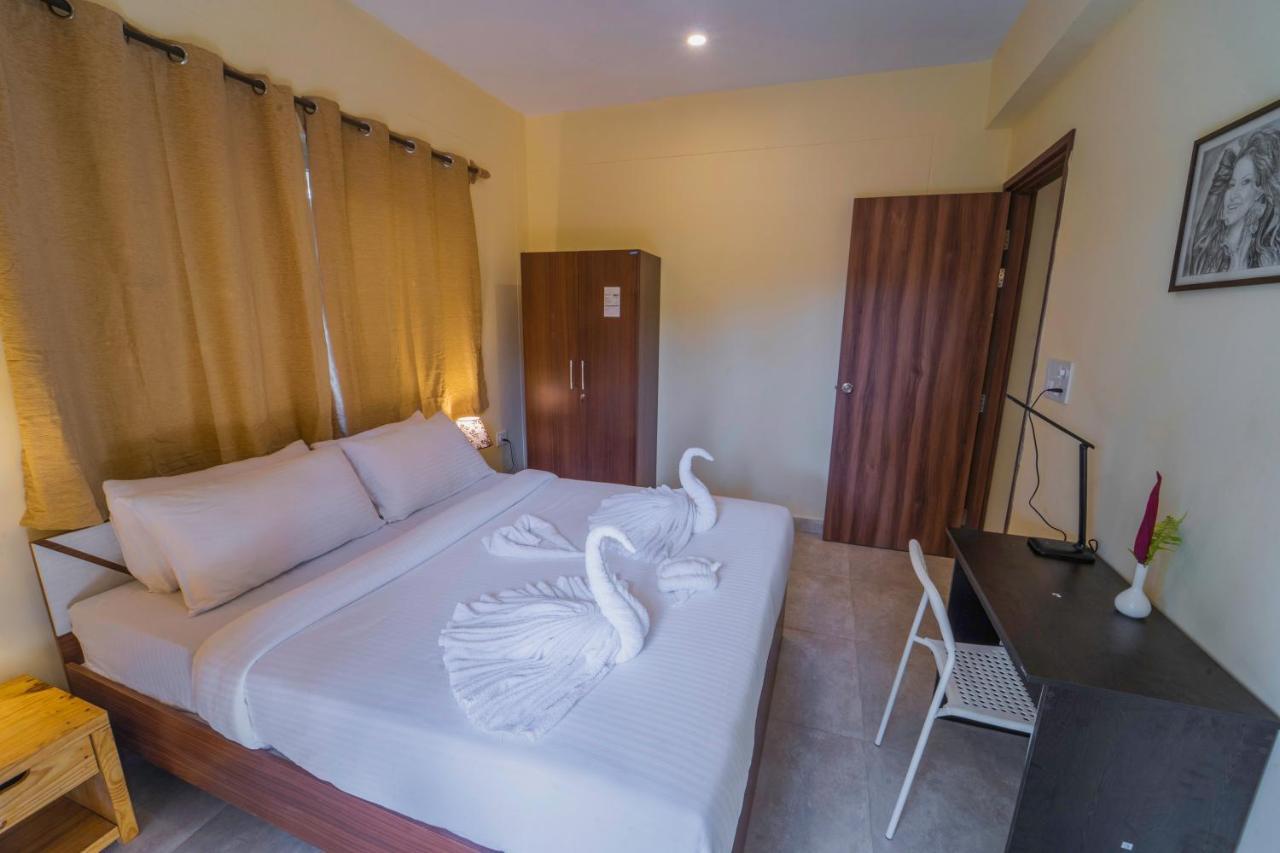 Mariners Bay Suites Calangute Bagian luar foto